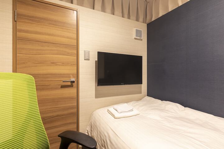 Room 19 of 63