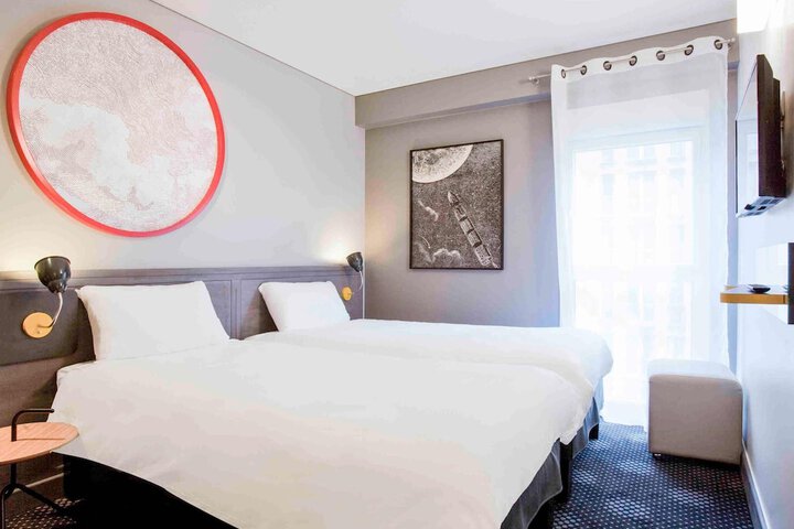 Room 29 of 60