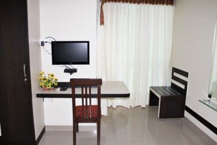Room 57 of 66