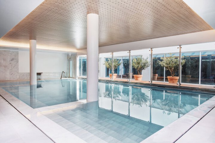 Pool 62 of 139