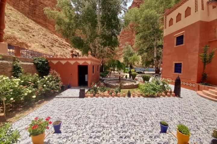 Exterior of Berbere De La Montagne Hotel