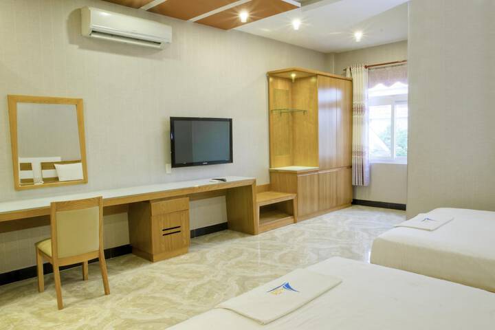Room 19 of 36