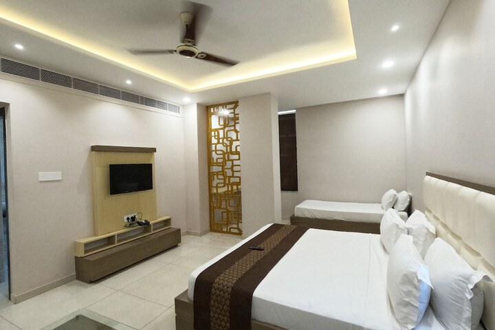 Room 14 of 71