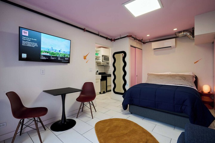 Room 13 of 92