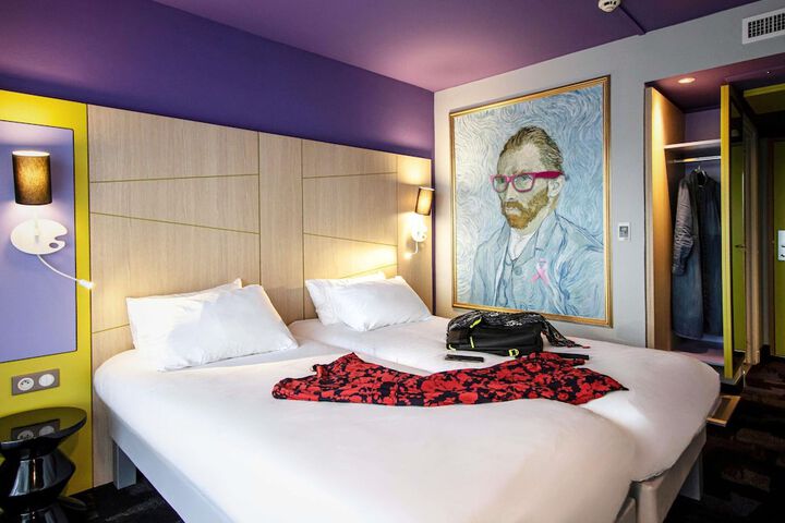 Room 21 of 74