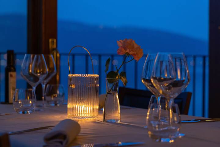 Dining 99 of 137