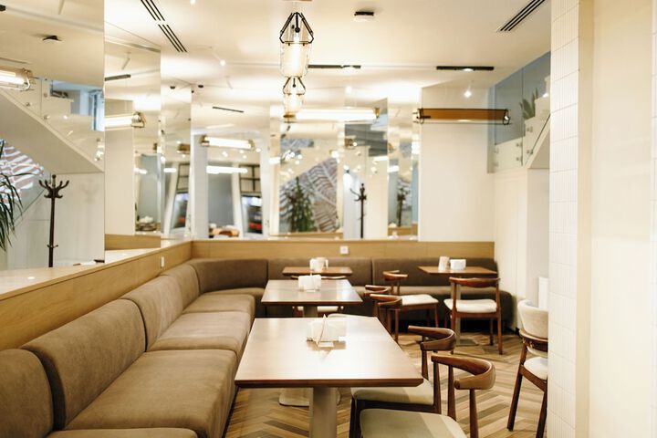 Dining 47 of 71