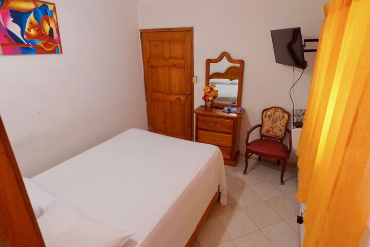 Room 3 of 17