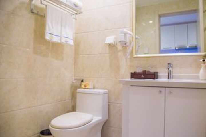 Room 4 of 45