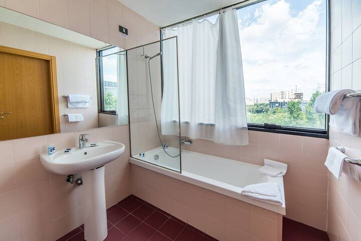 Clean Restrooms