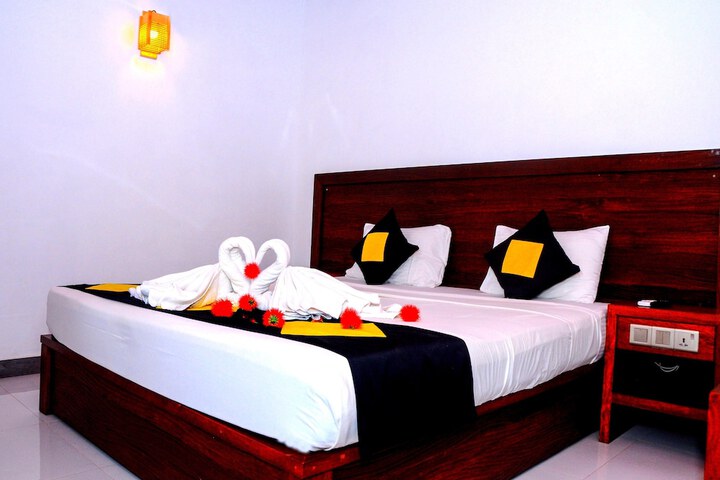 Room 12 of 35