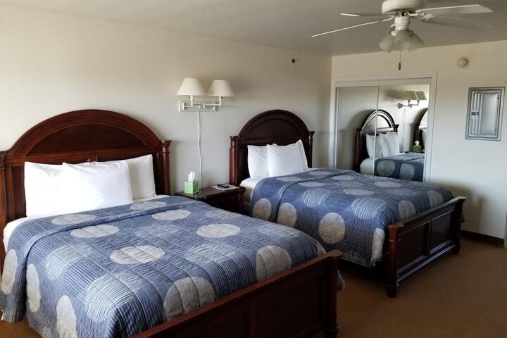 Room 8 of 26