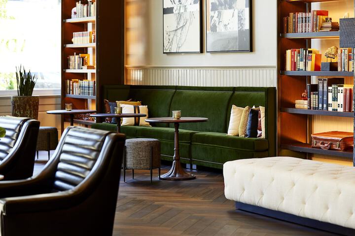 Hotel Interior 4 of 30