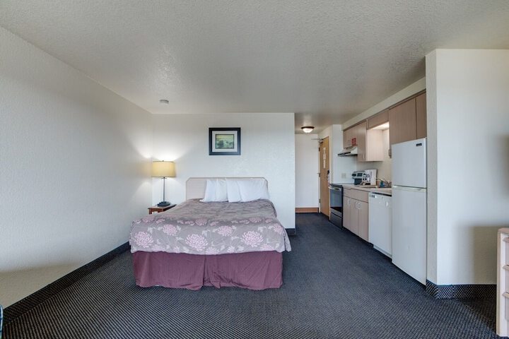 Room 19 of 76