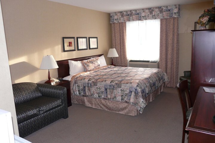 Room 2 of 27