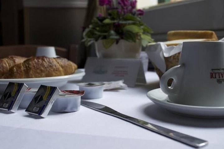 Breakfast/Coffee Service 33 of 54