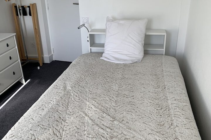 Room 26 of 59