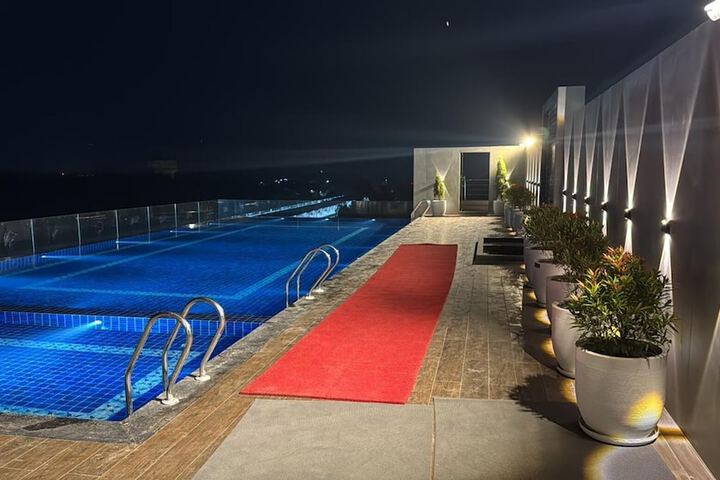 Pool 54 of 90