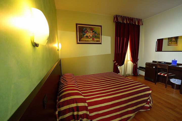 Room 29 of 68