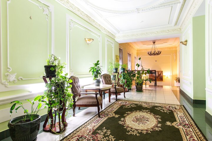 Ballroom/Hall 44 of 51