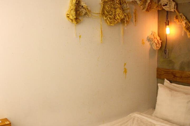 Room 34 of 67
