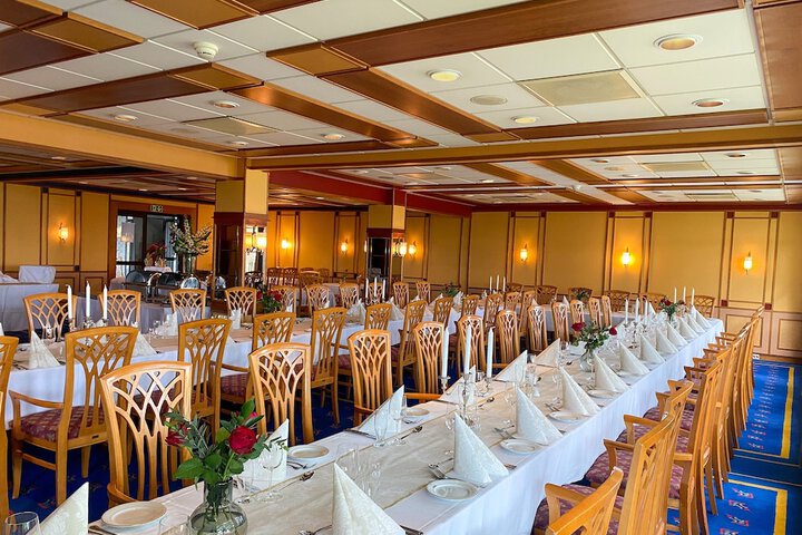 Dining 5 of 6