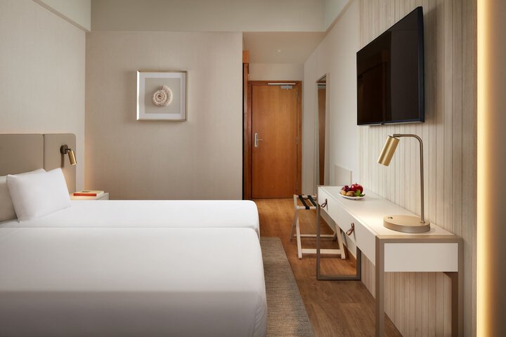 Room 12 of 71