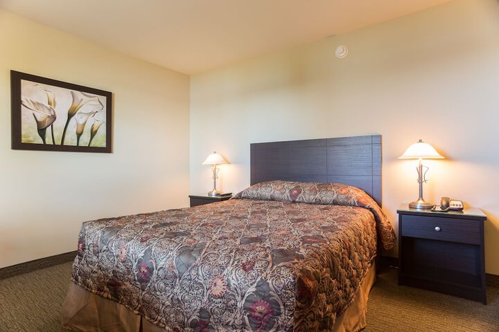 Room 7 of 28