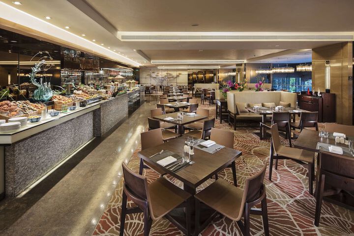 Dining 87 of 133