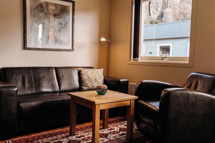 Room 6 of 29