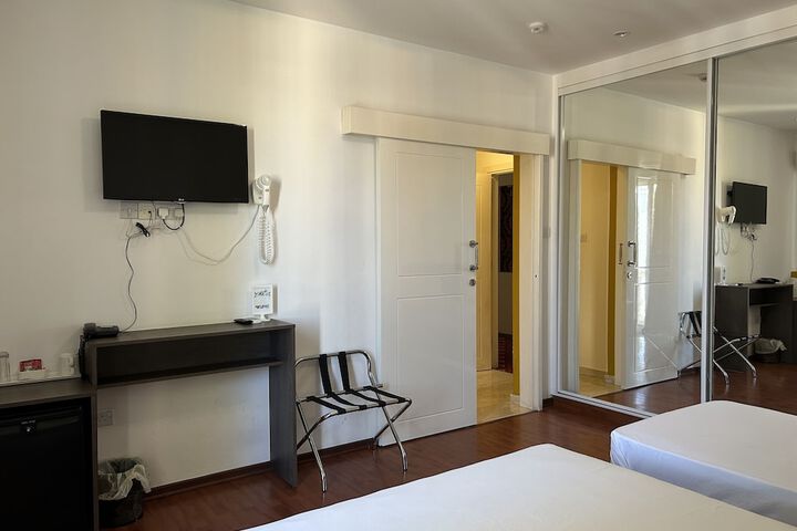 Room 64 of 110