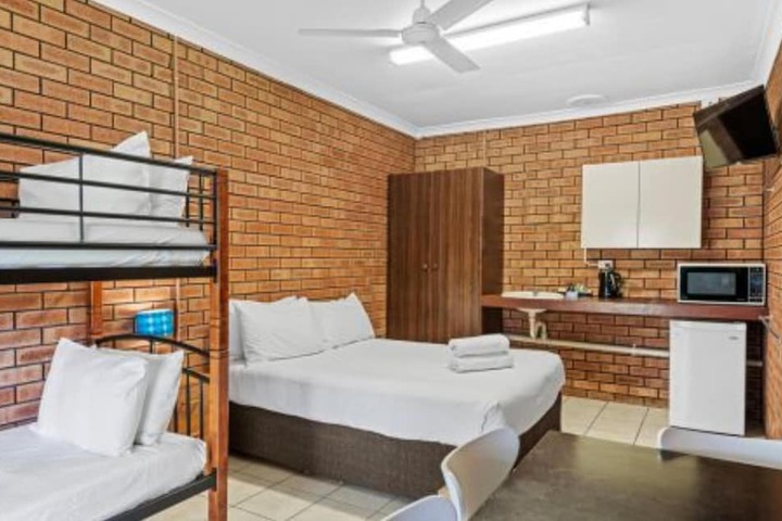 Room 19 of 59