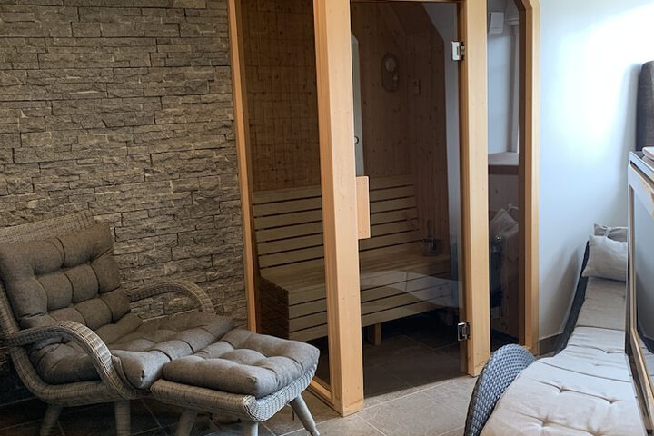 Spa 20 of 27