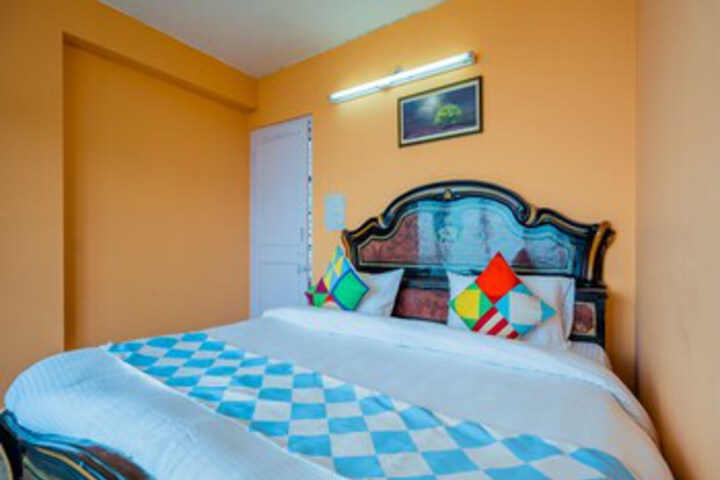 Room 18 of 29