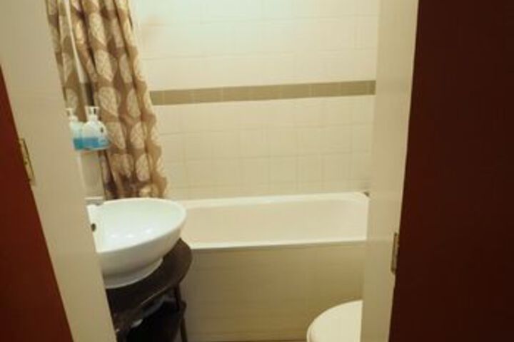 Room 90 of 96