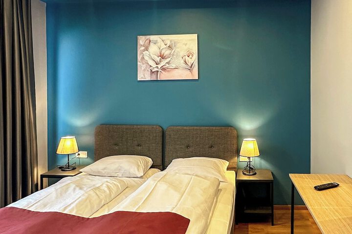 Room 22 of 87
