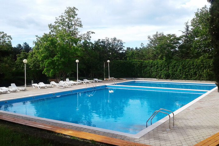 Hotel Pool