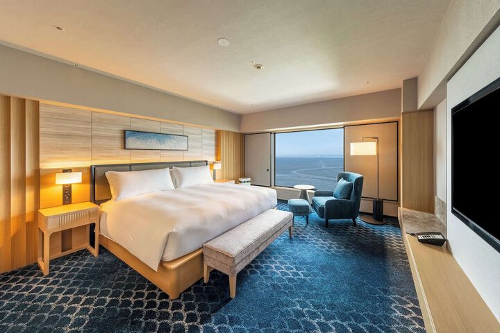 Room 42 of 155