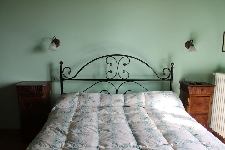 Room 2 of 43