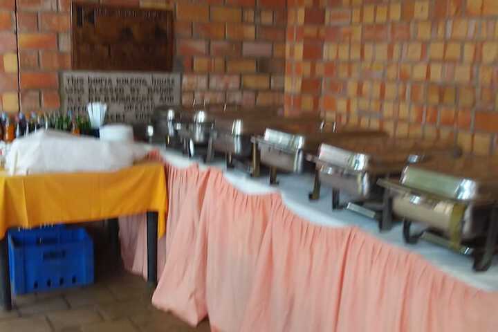 Dining 11 of 23