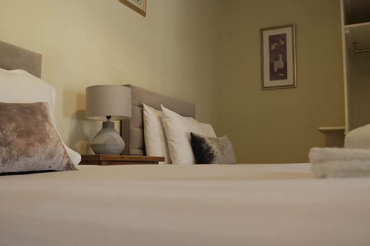 Room 9 of 36