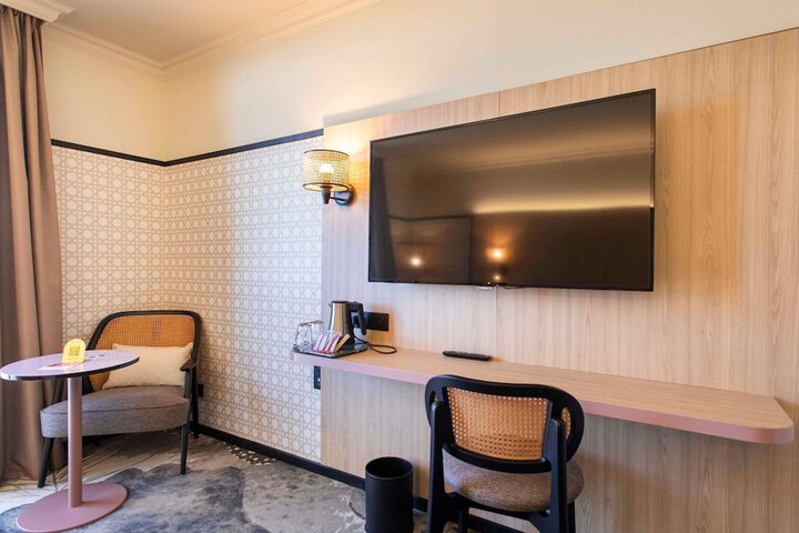 Room 47 of 124