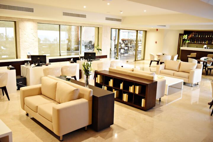 Hotel Interior 8 of 213