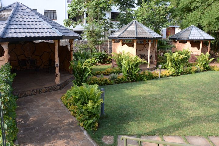 Hotel Exterior 16 of 16