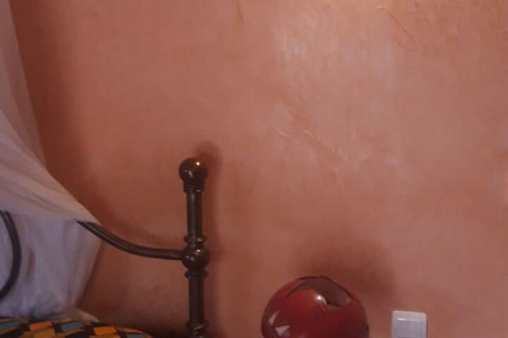 Room 7 of 82