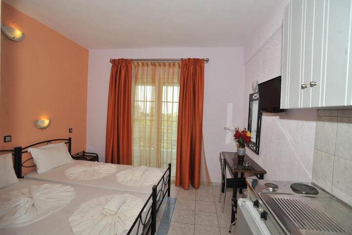Room 13 of 52