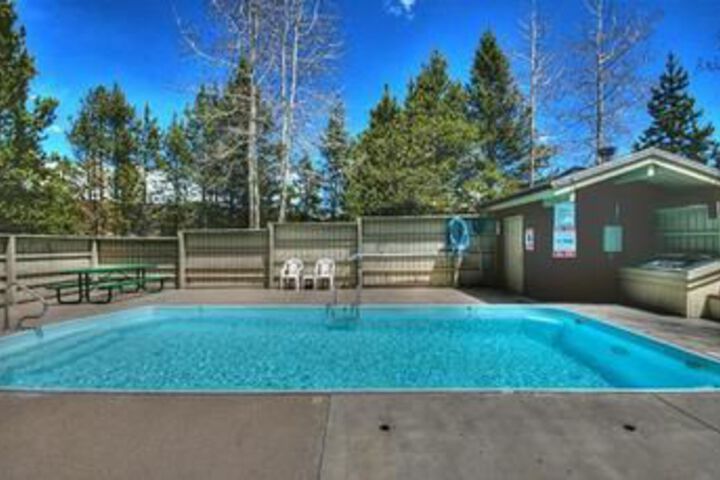 Pool 47 of 49
