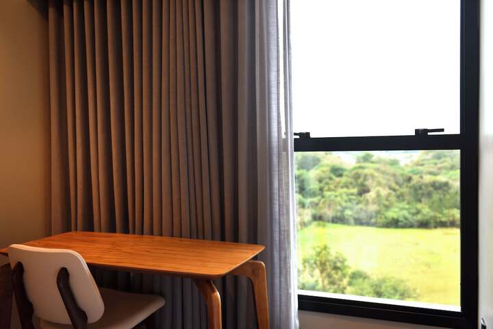 Room 8 of 31