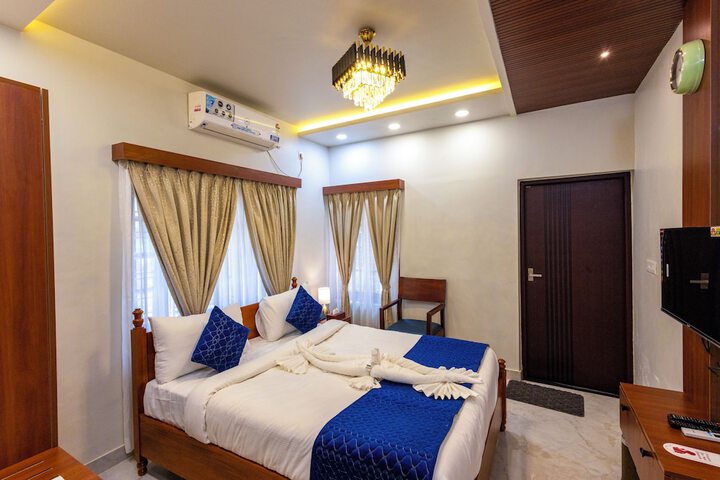 Room 15 of 52