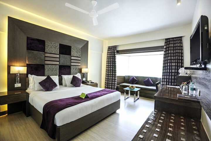 Room 14 of 63